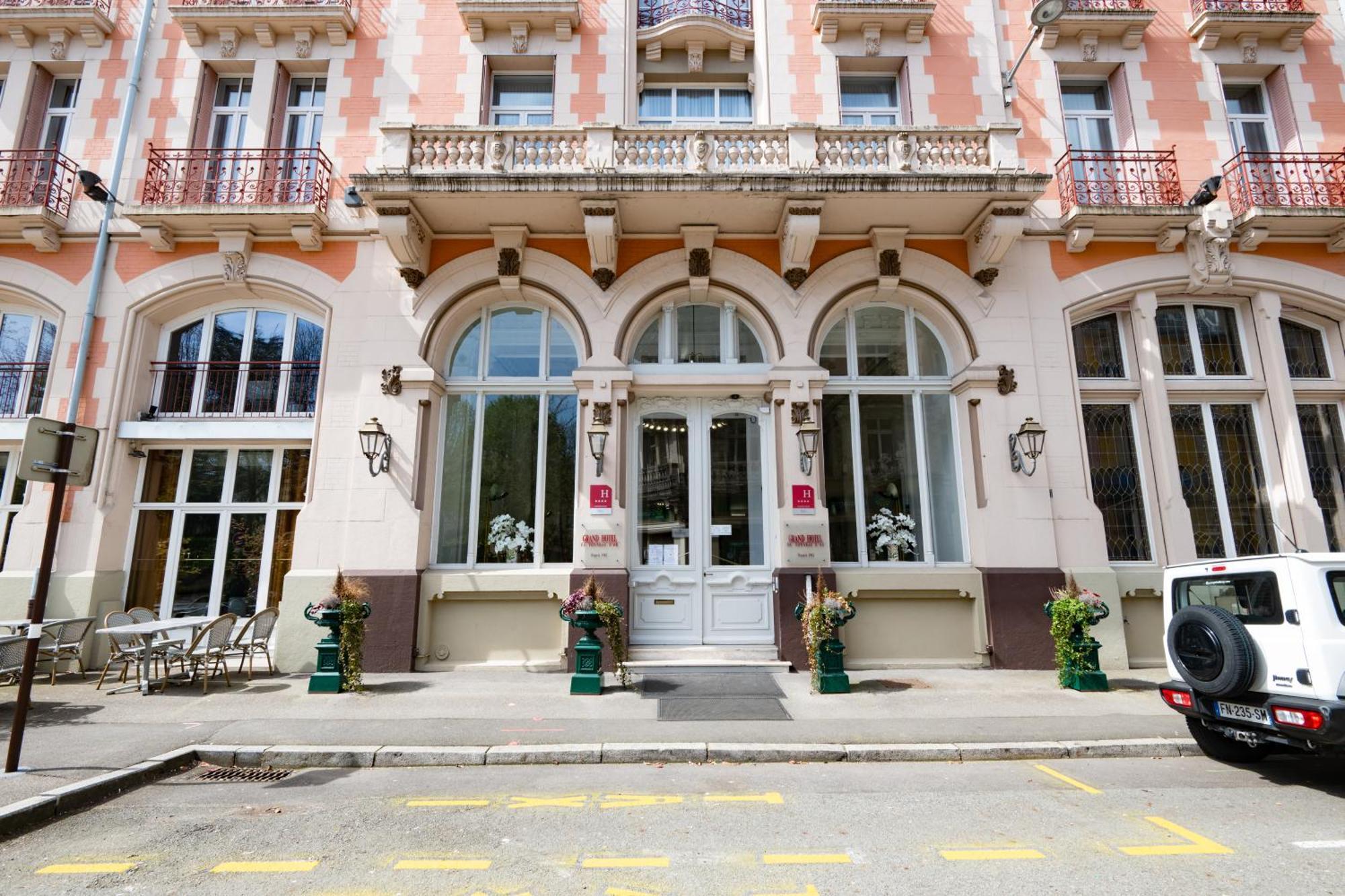 Grand Hotel Du Tonneau D'Or بلفور المظهر الخارجي الصورة