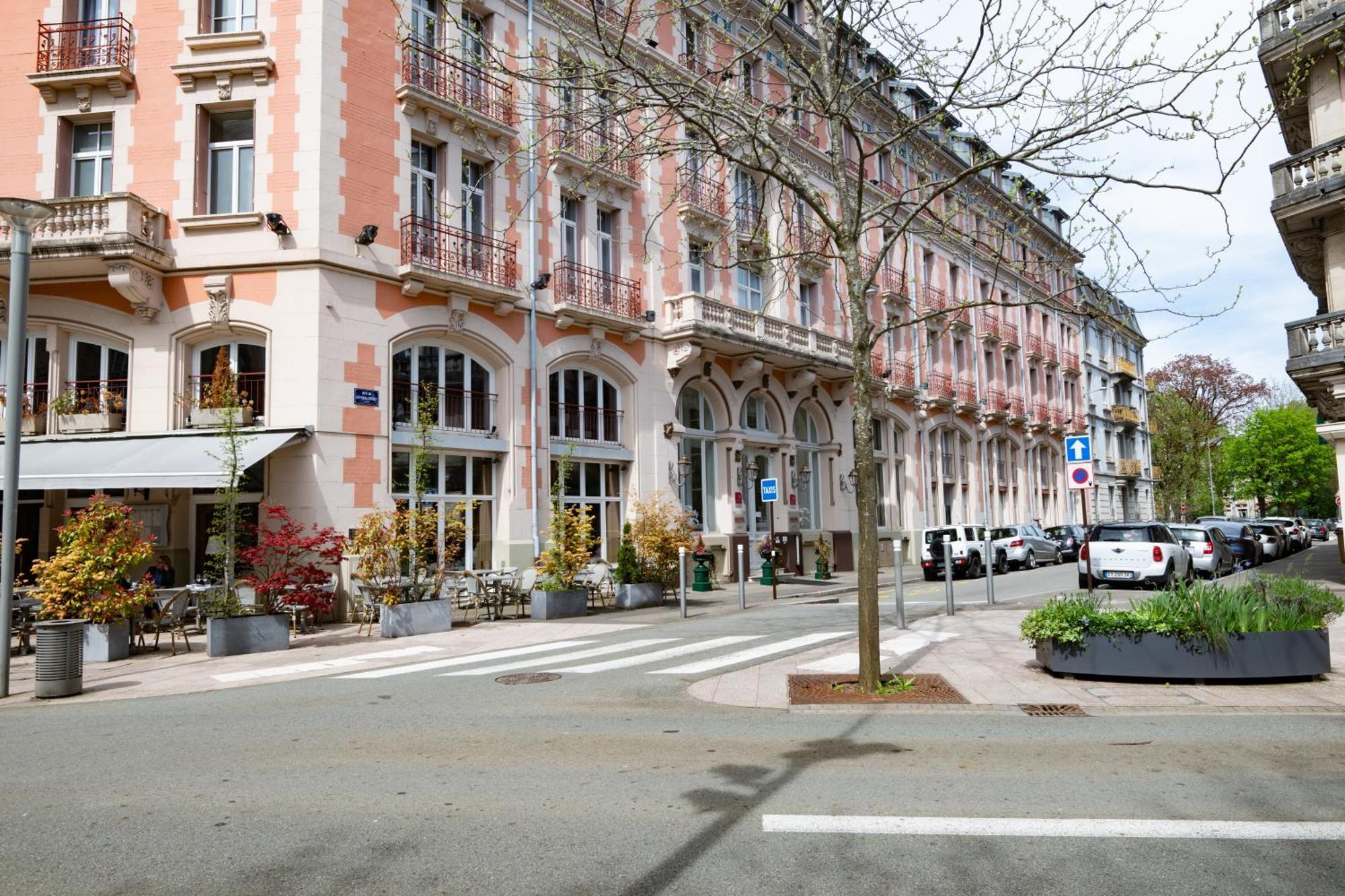 Grand Hotel Du Tonneau D'Or بلفور المظهر الخارجي الصورة