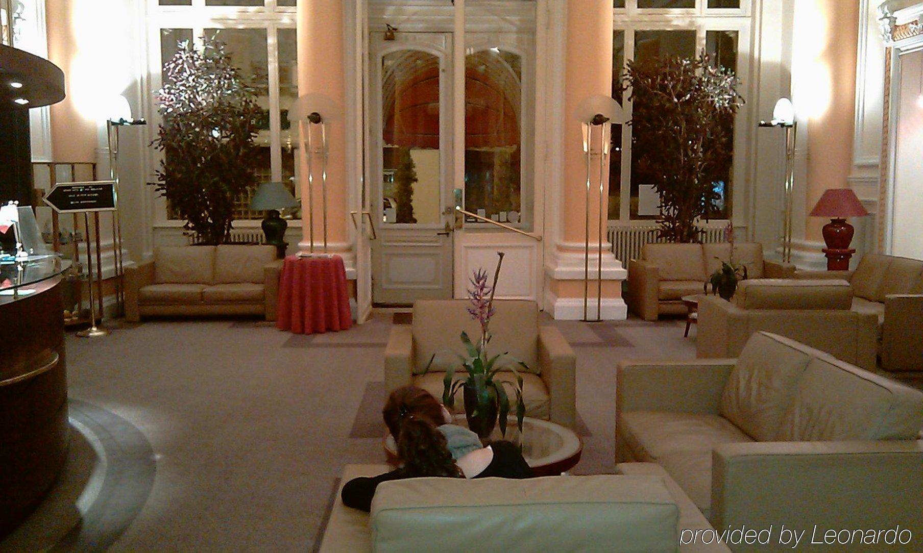 Grand Hotel Du Tonneau D'Or بلفور المظهر الداخلي الصورة
